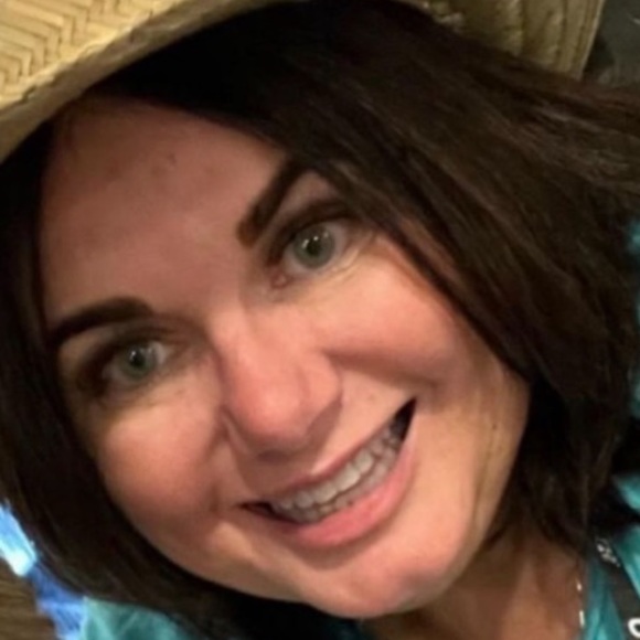 Meet The Posher - Picture 6 of 11